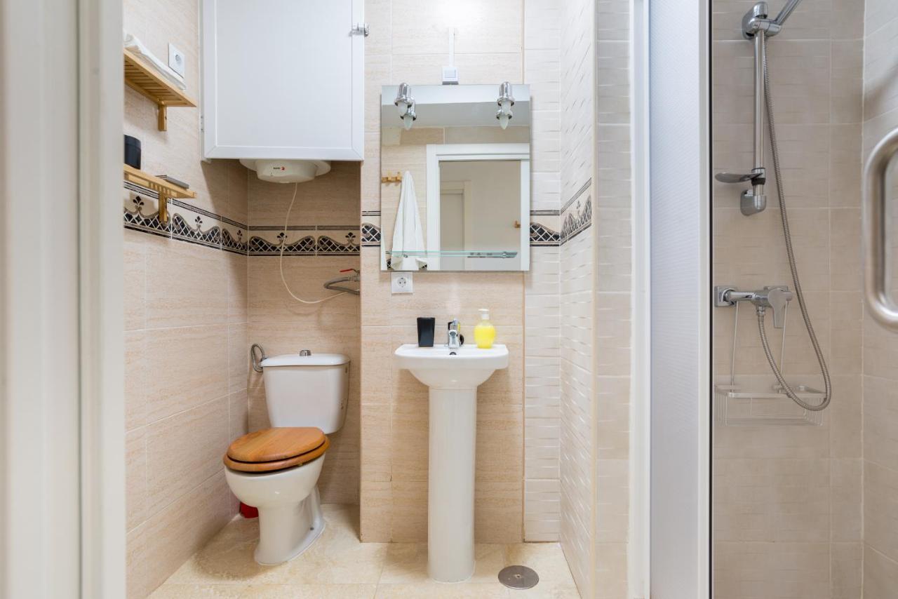 Mp5-Just Renovated Apartment Right On The Beach Малага Екстериор снимка